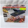 Image 1 : VEGETABLE CHOPPER WITH 2 INTERCHANGEABLE DICER
