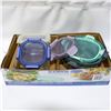 Image 1 : BOX WITH 6 FOOD STORAGE CONTAINERS AND 5 LIDS