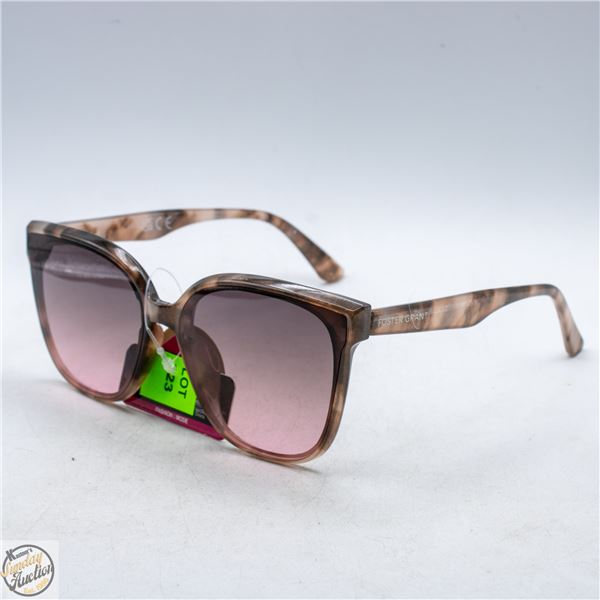 PAIR OF NEW FOSTER GRANT SUNGLASSES
