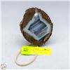 Image 1 : HALF CUT THUNDEREGG GEODE VOLCANIC STONE