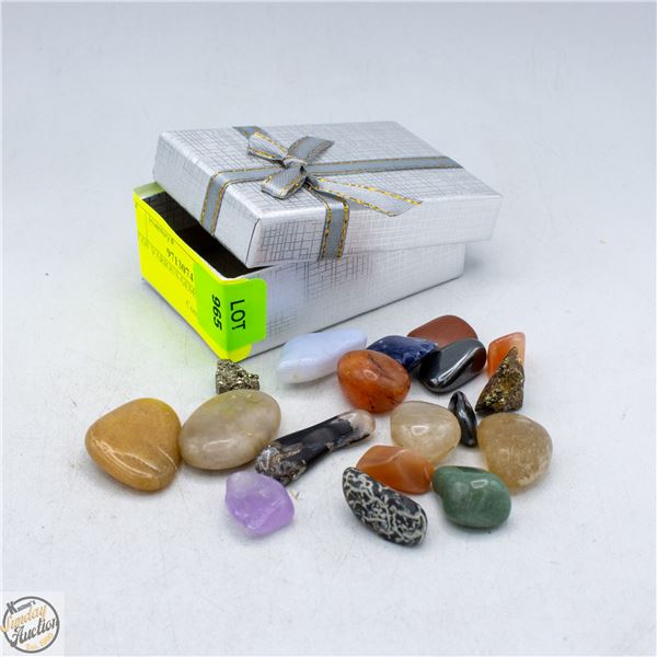 LOT OF VARIOUS GEMSTONES