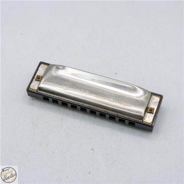 VINTAGE HOHNER SPECIAL 20 MARINE BAND HARMONICA
