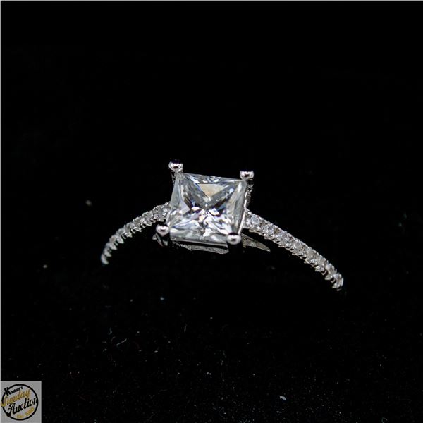 #4572-1.00 CT GRA CERTIFIED PRINCESS