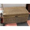 Image 1 : WICKER STORAGE TRUNK H-20.5" W-24" L-40"