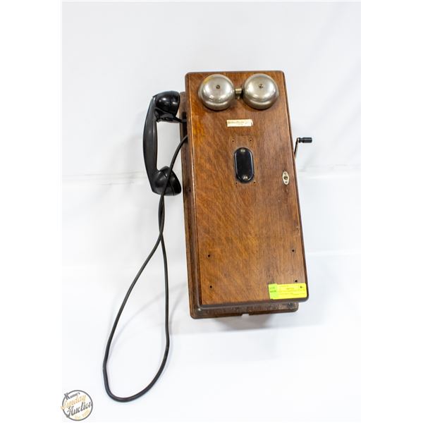 ANTIQUE 1915 NORTHERN ELECTRIC QUARTERSAWN OAK