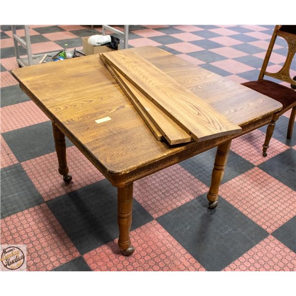 CANADIANA ELM TABLE WITH 3 LEAVES