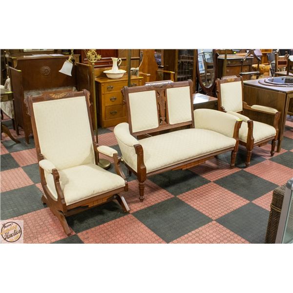 FRENCH PROVINCIAL LOW PROFILE UPHOLSTERED SITTING