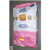 Image 1 : 24LB NATURAL BALANCE ADULT DOG FOOD
