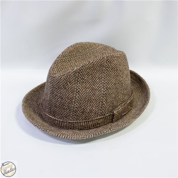 VINTAGE HERRINGBONE TWEED HAT SIZE 7-7.5, MEDIUM