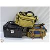 Image 1 : LOT OF 3 CAMERA BAGS