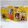 Image 1 : 2 VINTAGE SPORTS FIGURES NEVER OPENED-ESTATE
