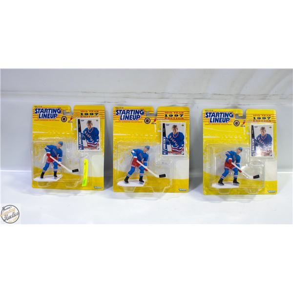 (3) 1997 WAYNE GRETZKY KENNER STARTING