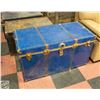Image 1 : ANTIQUE METAL STEAMER TRUNK