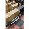Image 1 : WHITE INOKIM LIGHT 2 SUPER ELECTRIC SCOOTER