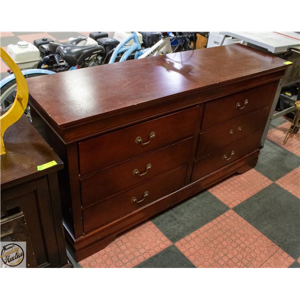 6 DRAWER DRESSER H-33" W-18" L-61.25"