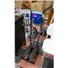 Image 1 : VINTAGE EXCERCISE STEPPER