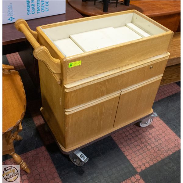 OAK WAGON CART 29" X 15" ON HEAVY DUTY 5" CASTORS