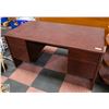 Image 1 : EXECUTIVE OFFICE DESK- 60" X 30" X 30"