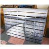 Image 1 : 'PALLET' STYLE WOOD PANEL PAINTING WALL DECOR