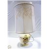 Image 1 : LAMP WITH SHADE