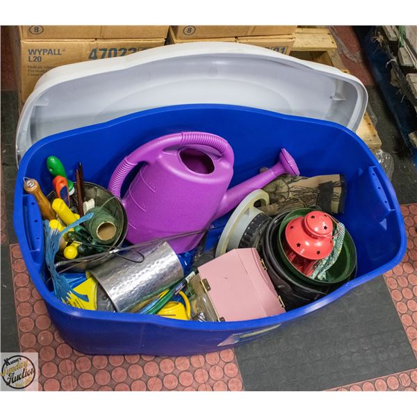 LARGE TOTE GARDEN/YARD TOOLS & SUPPLIES