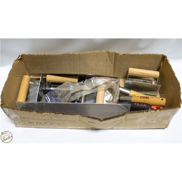 MISC BOX OF CEMENT TROWELS
