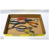 Image 1 : FLAT OF PLIERS AND CRESCENT WRENCHES