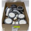 Image 1 : BOX W/ 8 QUIET ROLLING UNIVERSAL RUBBER CASTORS