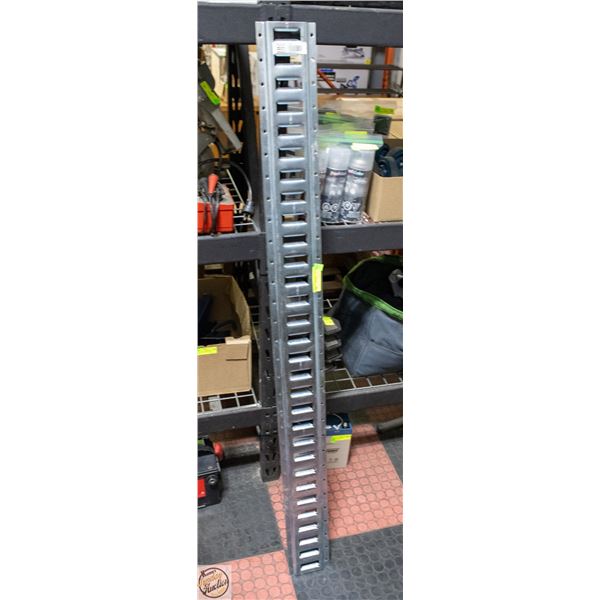 2PCS OF 5 FOOT E TRAC 600LB CAP