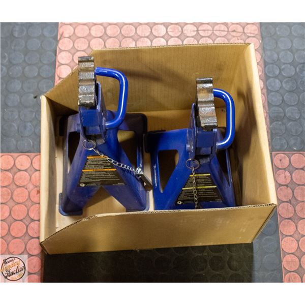 MICHELIN 3.5T AXLE STANDS. LIFT RANGE 14-21"