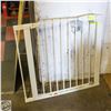 Image 1 : PET OR CHILD GATE METAL