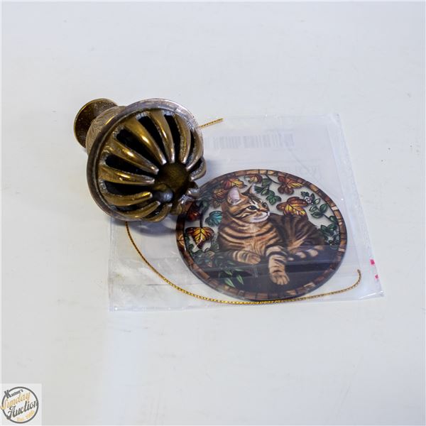 INDIAN ELEPHANT CLAW BRASS BELL & CAT SUNC.