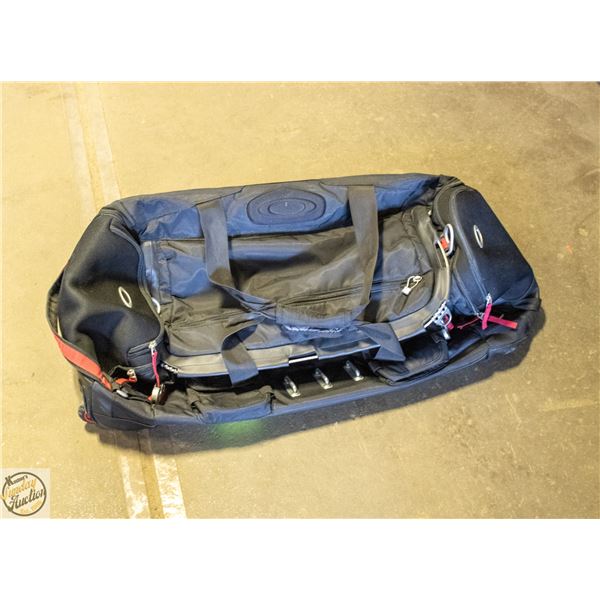 OAKLEY HOT TUB TACTICAL DUFFLE BAG