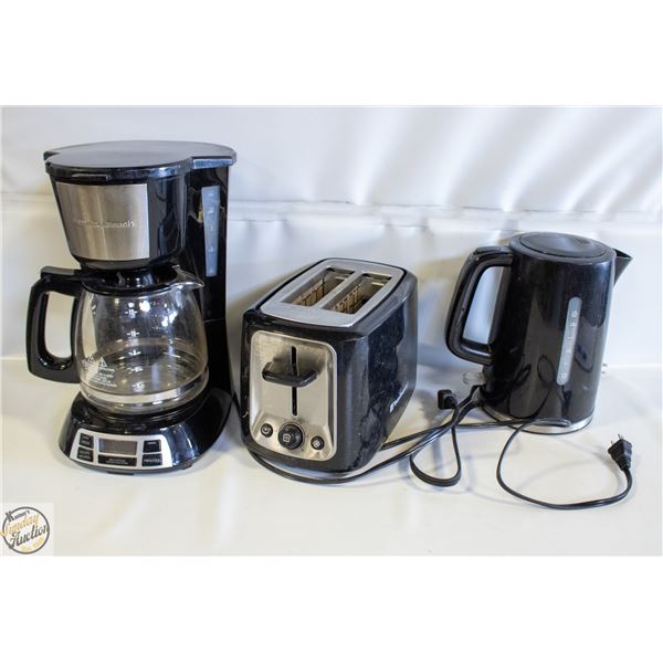 TOASTER WITH COFFEE MAKER AND KETTLE