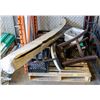 Image 1 : PALLET OF DOOR HINGES & WOOD ROSETTES