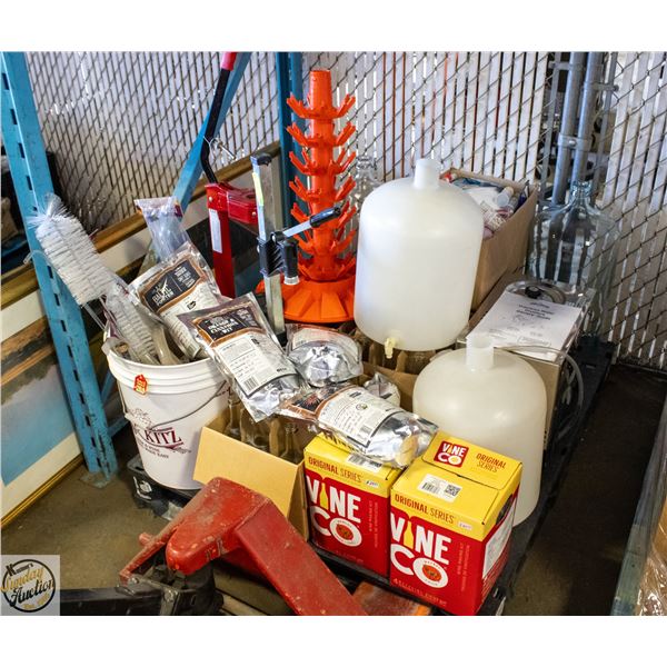 PALLET BREWING/WINE MAKING SUPPLIES: DISTILLER +