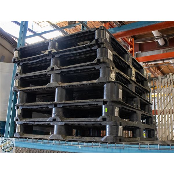 STACK OF 6 HEAVY DUTY PLASTIC PALLETS