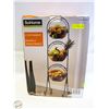 Image 1 : NEW 3 TIER WIRE BASKET SET IN BOX