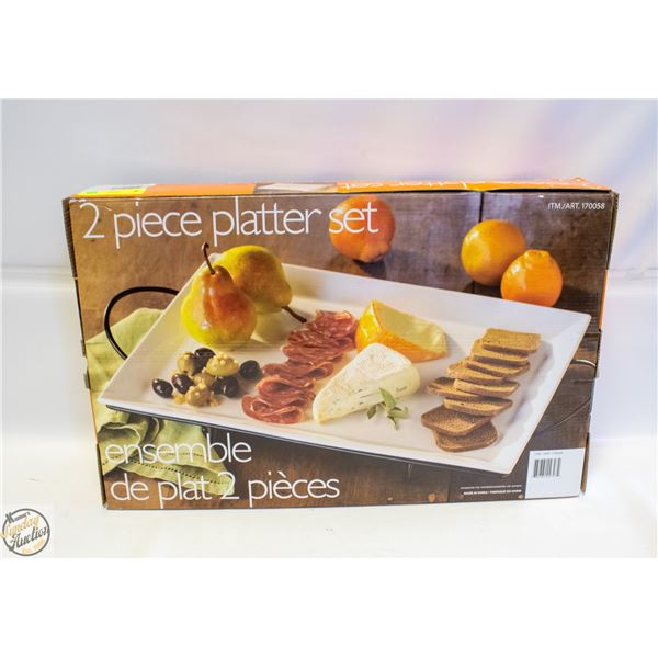 TWO PIECE PLATTER SET IN BOX