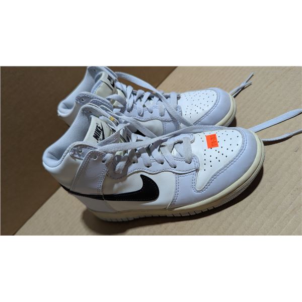 Nike Dunk High Youth Sneakers
