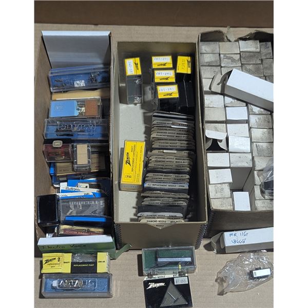 Lot of NOS Replacement Cartridges & Needles/Styluses