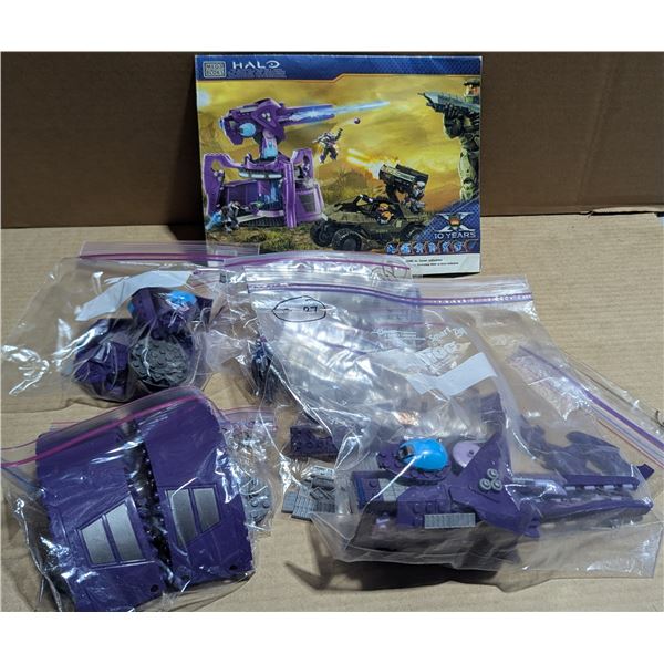 Mega Bloks Halo UNSC Rockethog vs. Anti Aircraft Gun Building Set
