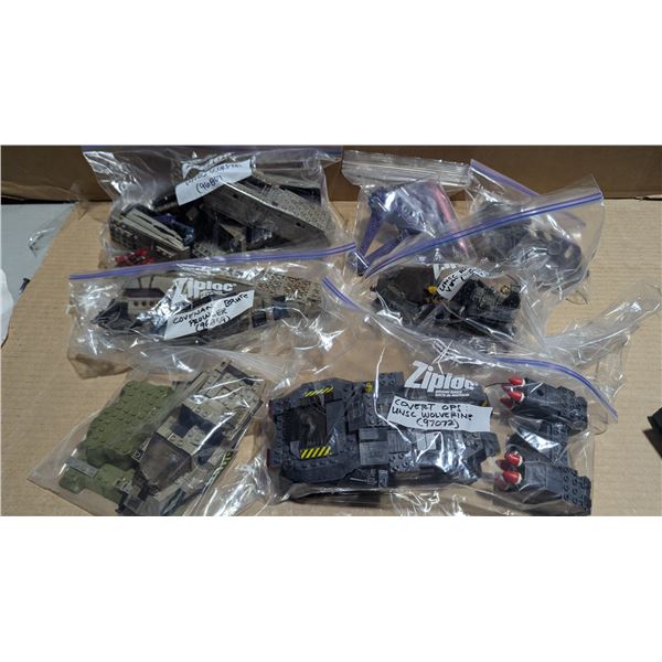 Lot of Assorted Mega Bloks Halo Building Sets