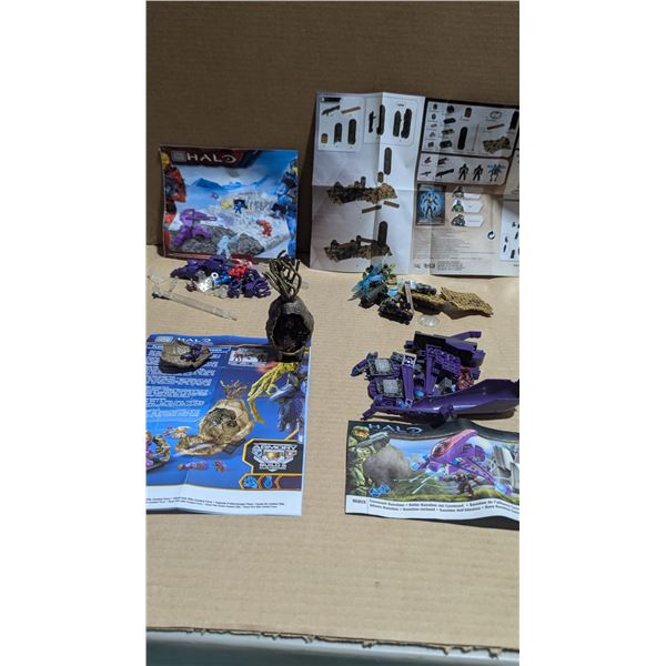 Lot of Assorted Mega Bloks Halo Building Sets
