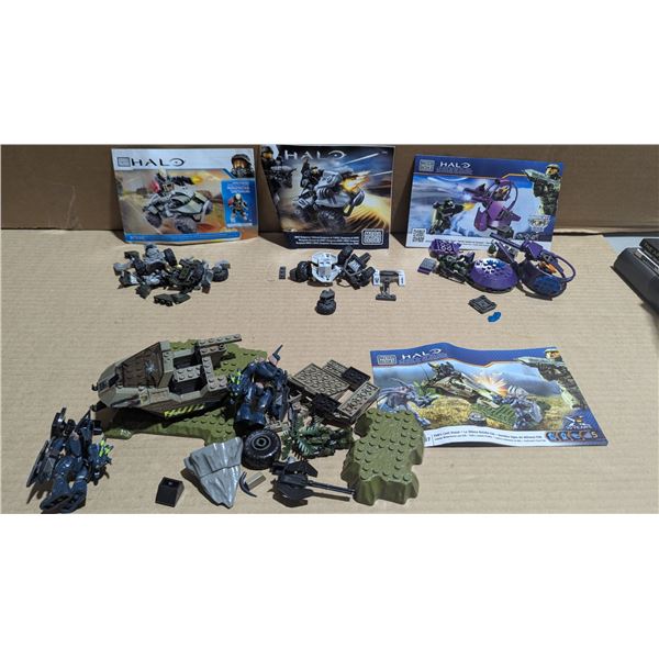 Lot of Assorted Mega Bloks Halo Building Sets