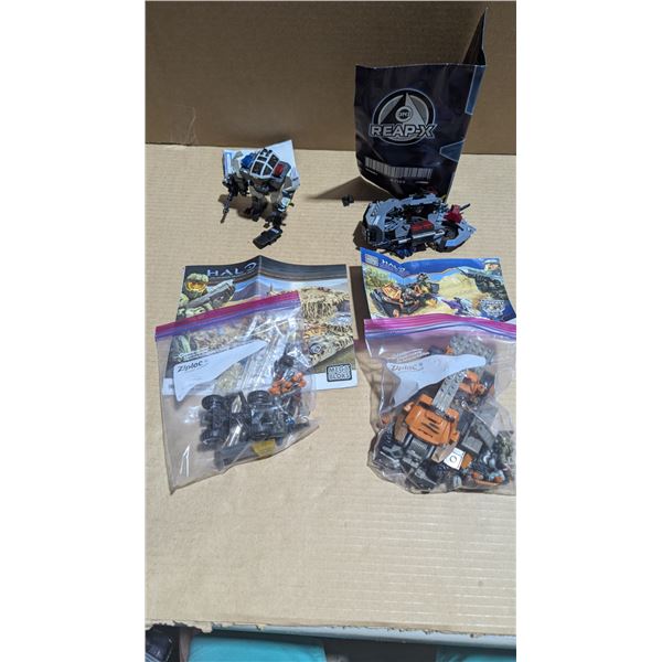 Lot of Assorted Mega Bloks Halo Building Sets