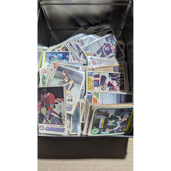 Lot of Assorted VTG Hockey Cards