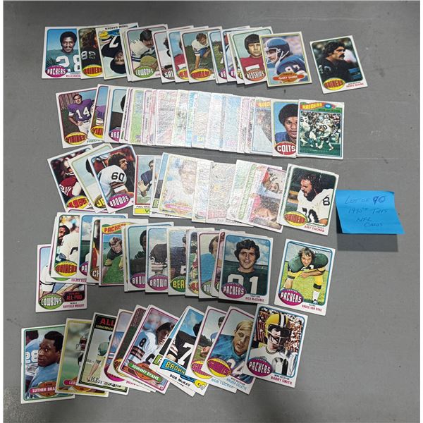 Lot of 1970s Topps NFL Cards