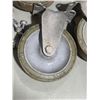 Image 2 : Lot of Castors