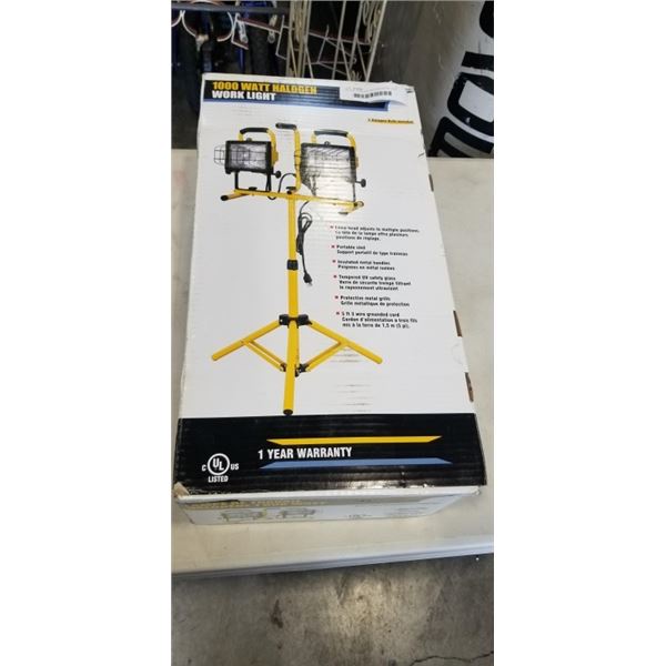 AS NEW 1000WATT HALOGEN WORK LIGHT